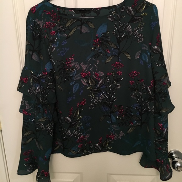 Banana Republic Tops - Banana Republic blouse size S.